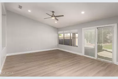 6410 W Buckskin Trail, Phoenix, AZ 85083 - Photo 12