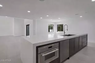 9027 N 82nd St, Scottsdale, AZ 85258 - Photo 16