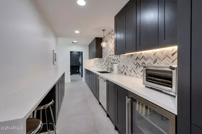 9027 N 82nd Street, Scottsdale, AZ 85258 - Photo 12