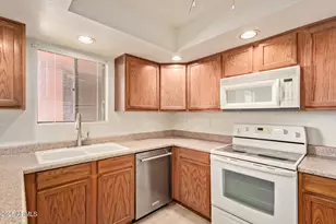 12222 N Paradise Vlg Pkwy S, Phoenix, AZ 85032 - Photo 16