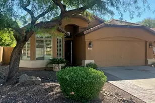 2213 W Madre Del Oro Dr, Phoenix, AZ 85085 - Photo 1