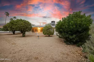 14240 N Crimson Dr, Sun City, AZ 85351 - Photo 20