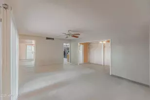 14240 N Crimson Dr, Sun City, AZ 85351 - Photo 6