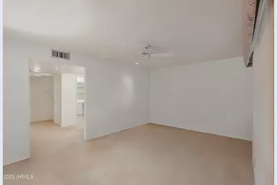 14240 N Crimson Drive, Sun City, AZ 85351 - Photo 10