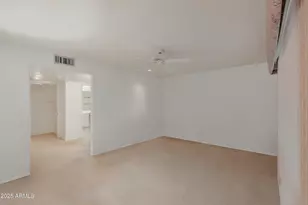 14240 N Crimson Dr, Sun City, AZ 85351 - Photo 10