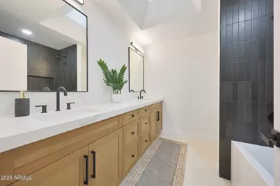 7409 E Pleasant Run, Scottsdale, AZ 85258 - Photo 34