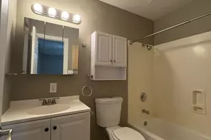 2735 W Tuckey Ln, Phoenix, AZ 85017 - Photo 8