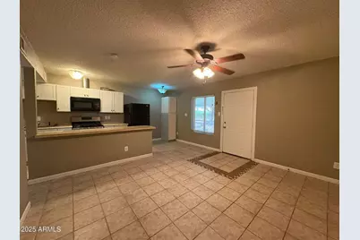 2735 W Tuckey Lane #Apt 2, Phoenix, AZ 85017 - Photo 2