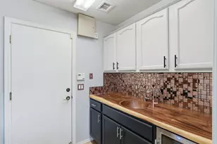 15633 E Golden Eagle Blvd, Fountain Hills, AZ 85268 - Photo 10