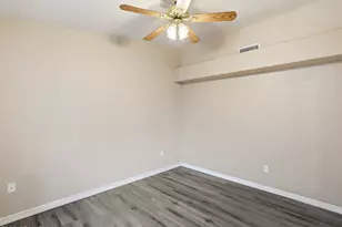 15633 E Golden Eagle Blvd, Fountain Hills, AZ 85268 - Photo 20