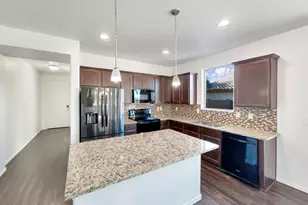 7511 S 12th Ave, Phoenix, AZ 85041 - Photo 6