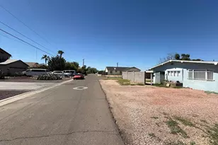 17601 N 22nd Pl, Phoenix, AZ 85022 - Photo 2