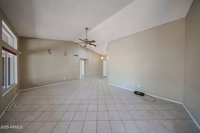 6926 S Oakmont Drive, Chandler, AZ 85249 - Photo 8