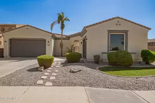 2541 E Wisteria Dr, Chandler, AZ 85286 - Photo 2