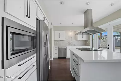 8437 E Thomas Road, Scottsdale, AZ 85251 - Photo 16