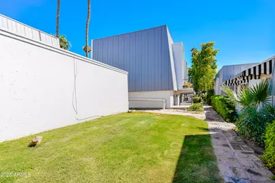 3416 N 44th Street #8, Phoenix, AZ 85018 - Photo 20