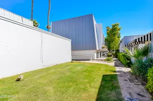 3416 N 44th St, Phoenix, AZ 85018 - Photo 20