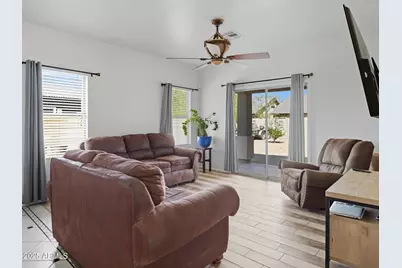 9336 W Raymond Street, Tolleson, AZ 85353 - Photo 10