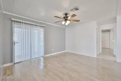 303 E South Mountain Avenue #100, Phoenix, AZ 85042 - Photo 18