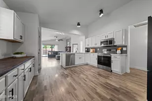 3511 E Marco Polo Rd, Phoenix, AZ 85050 - Photo 2