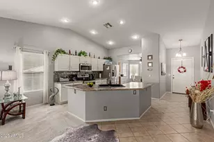 3947 S Soho Ln, Chandler, AZ 85286 - Photo 10