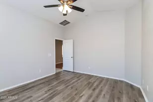 21066 N Wilford Ave, Maricopa, AZ 85138 - Photo 8