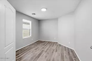 21066 N Wilford Ave, Maricopa, AZ 85138 - Photo 14