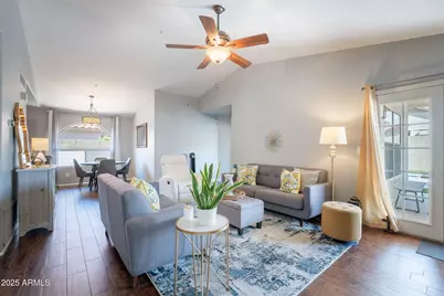 8846 E Windrose Drive, Scottsdale, AZ 85260 - Photo 2