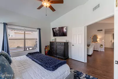 8846 E Windrose Drive, Scottsdale, AZ 85260 - Photo 18