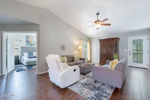 8846 E Windrose Dr, Scottsdale, AZ 85260 - Photo 4