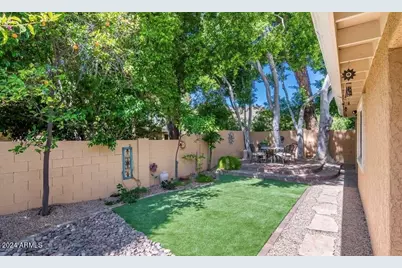 10606 N 8th Street, Phoenix, AZ 85020 - Photo 24