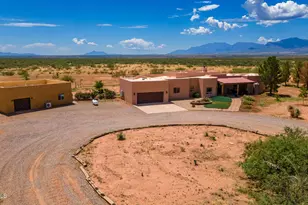 822 W Dust Storm Rd, Huachuca City, AZ 85616 - Photo 1