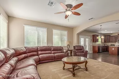 20832 N Wilford Avenue, Maricopa, AZ 85138 - Photo 8