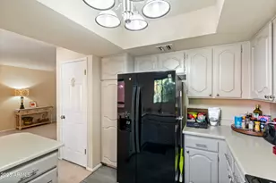 4303 E Cactus Rd, Phoenix, AZ 85032 - Photo 14