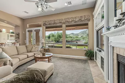 1619 W Moody Trail, Phoenix, AZ 85041 - Photo 10