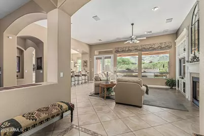 1619 W Moody Trail, Phoenix, AZ 85041 - Photo 8