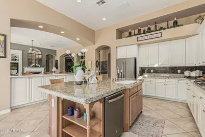 1619 W Moody Trail, Phoenix, AZ 85041 - Photo 18