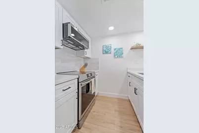 3033 E Devonshire Avenue #2003, Phoenix, AZ 85016 - Photo 10