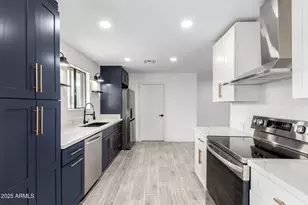 8104 N 45th Ave, Glendale, AZ 85302 - Photo 14