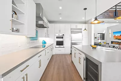 8514 S 9th Drive, Phoenix, AZ 85041 - Photo 30