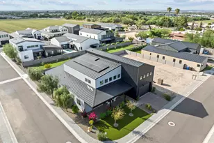 8514 S 9th Dr, Phoenix, AZ 85041 - Photo 8