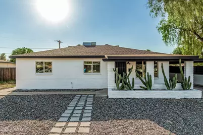 5630 N 30th Drive, Phoenix, AZ 85017 - Photo 2