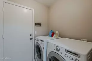 1293 W Orchid Ln, Chandler, AZ 85224 - Photo 32