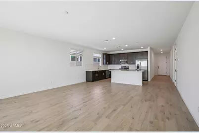 16219 W Bajada Road, Surprise, AZ 85387 - Photo 6