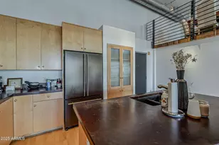 914 E Osborn Rd, Phoenix, AZ 85014 - Photo 1