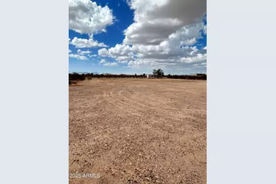 000 S 355th Avenue #1, Tonopah, AZ 85354 - Photo 10
