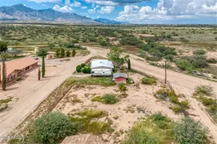 10019 S Honeysuckle Dr, Hereford, AZ 85615 - Photo 4