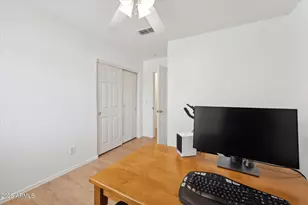 11105 W Ashley Chantil Dr, Surprise, AZ 85378 - Photo 22