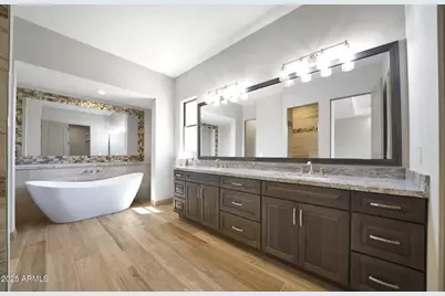 1841 E Lavitt Lane, Phoenix, AZ 85086 - Photo 4