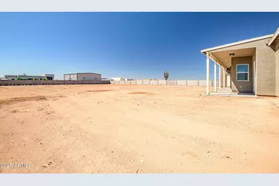 25113 W Lowden Road, Wittmann, AZ 85361 - Photo 34